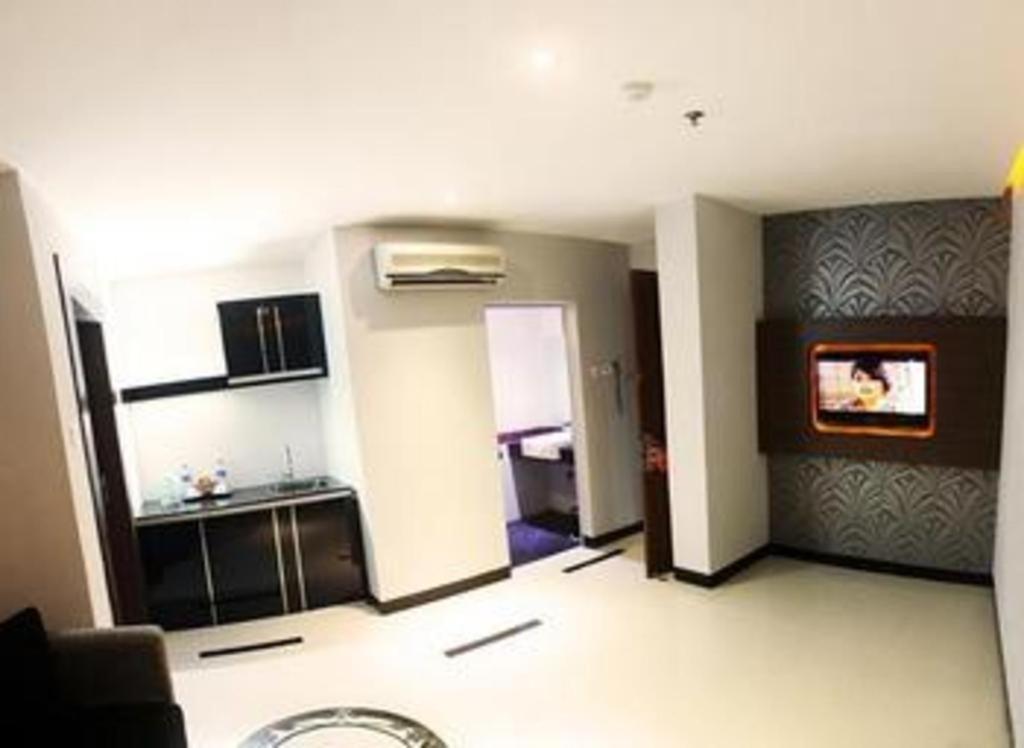 89 Hotel Batam Nagoya Esterno foto