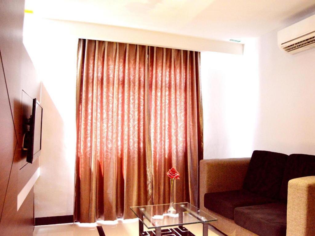 89 Hotel Batam Nagoya Esterno foto