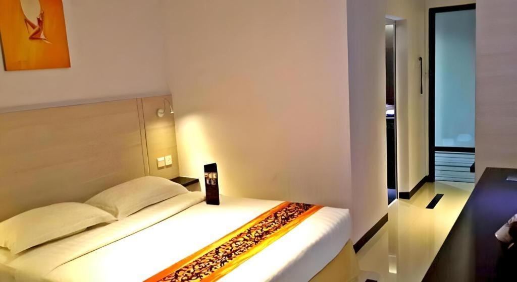 89 Hotel Batam Nagoya Esterno foto
