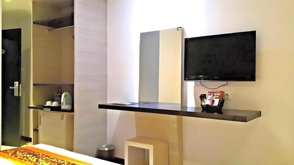89 Hotel Batam Nagoya Esterno foto